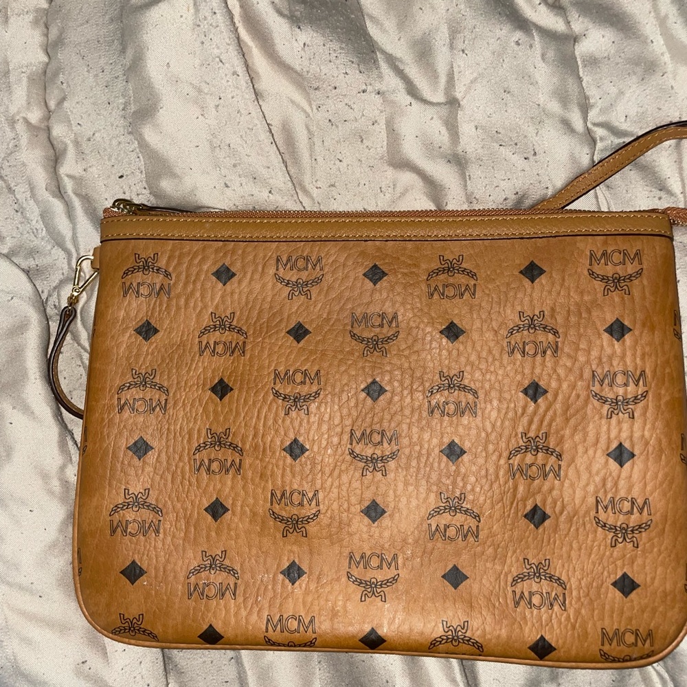 MCM POUCH